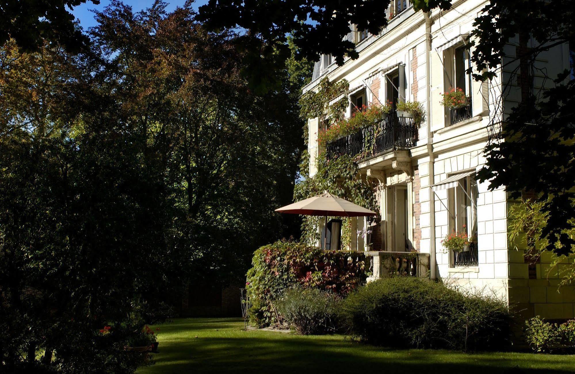 Villa Carioca Maisons-Laffitte Exteriér fotografie